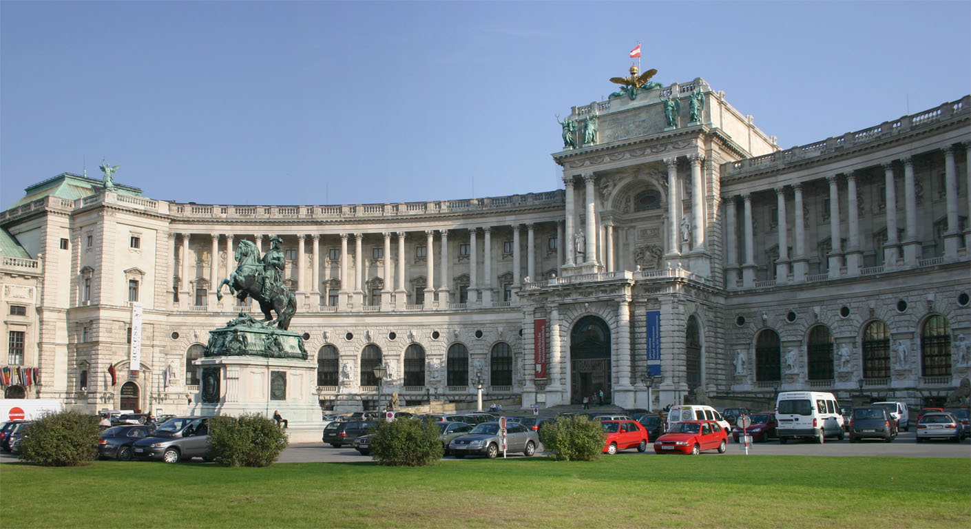 Hofburg nationalbibliothek.jpg